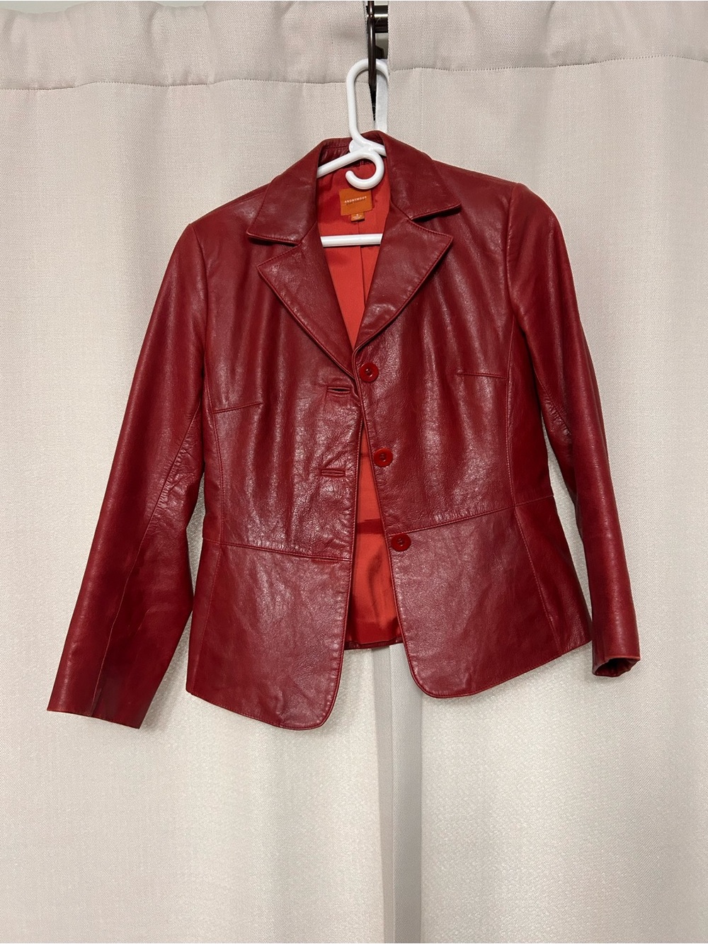 Women's Red Leather Jacket - Classic Peplum Style - Picture 3 of 3